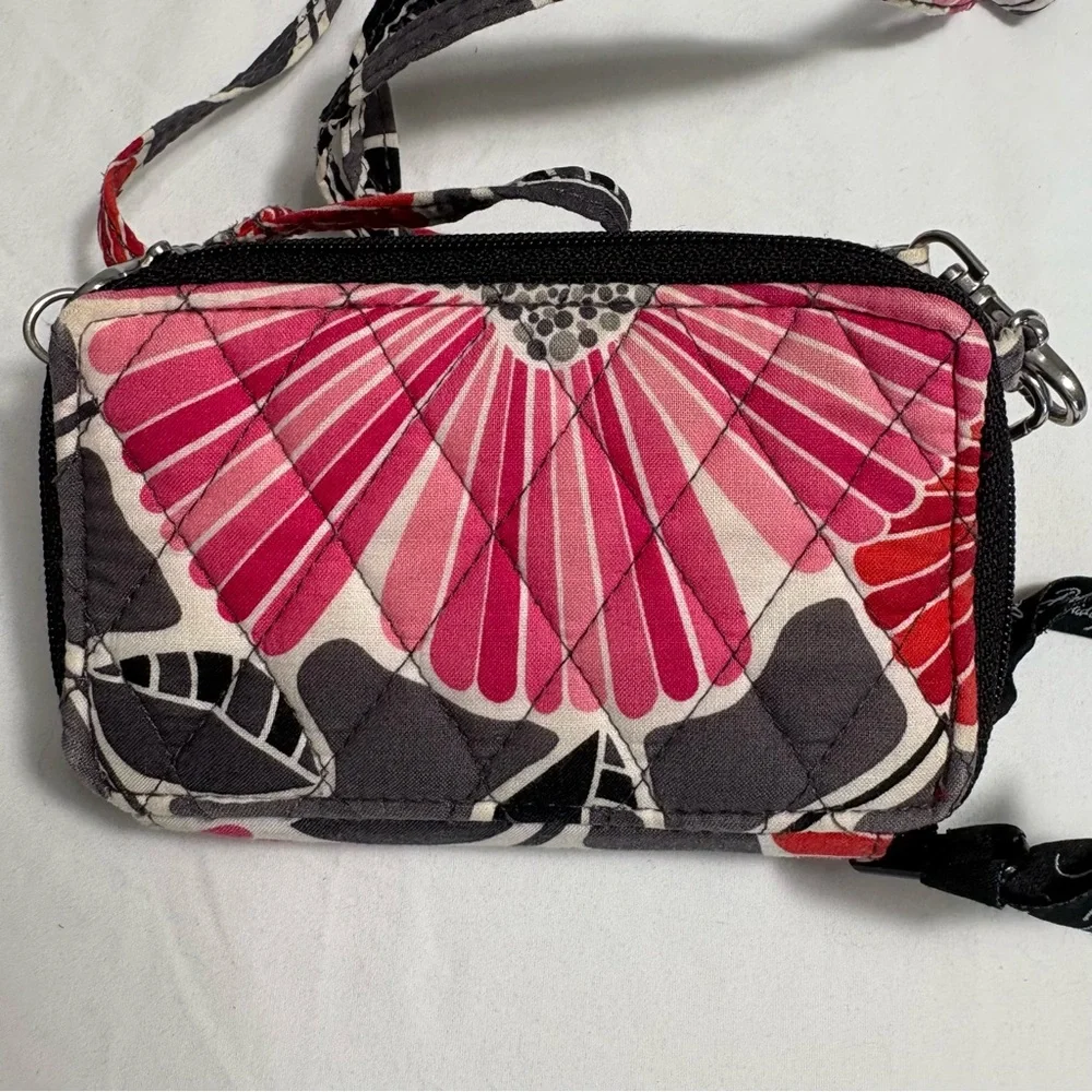 Vera Bradley All In One Crossbody Wristlet Wallet‎ Retired Cherry Blossom